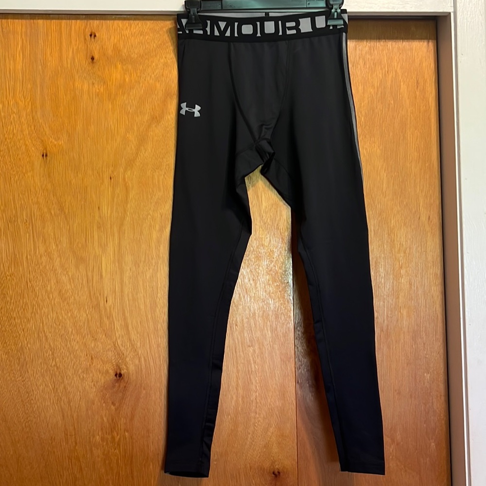 Men’s under armor compression pants Size M